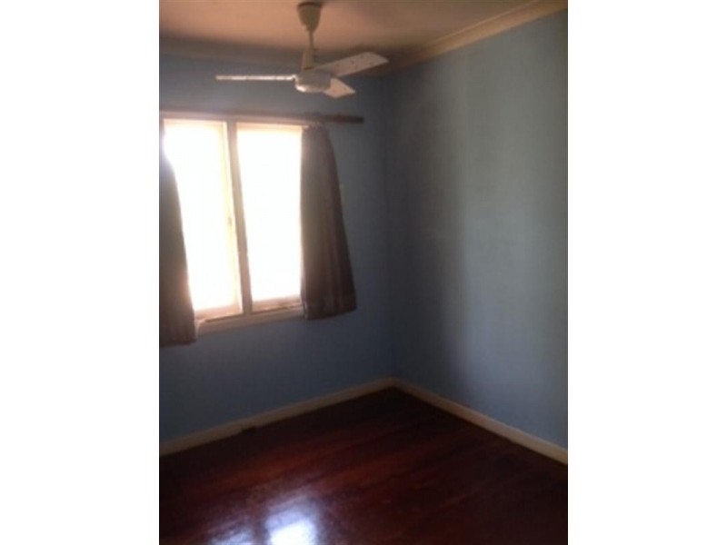 2 broadley Place, Gosnells WA 6110