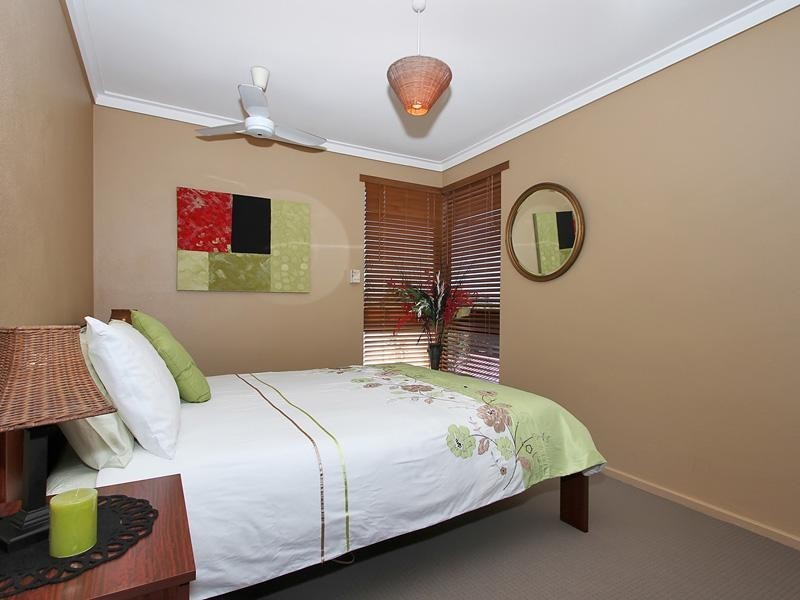 9 Camborne Way, Thornlie WA 6108