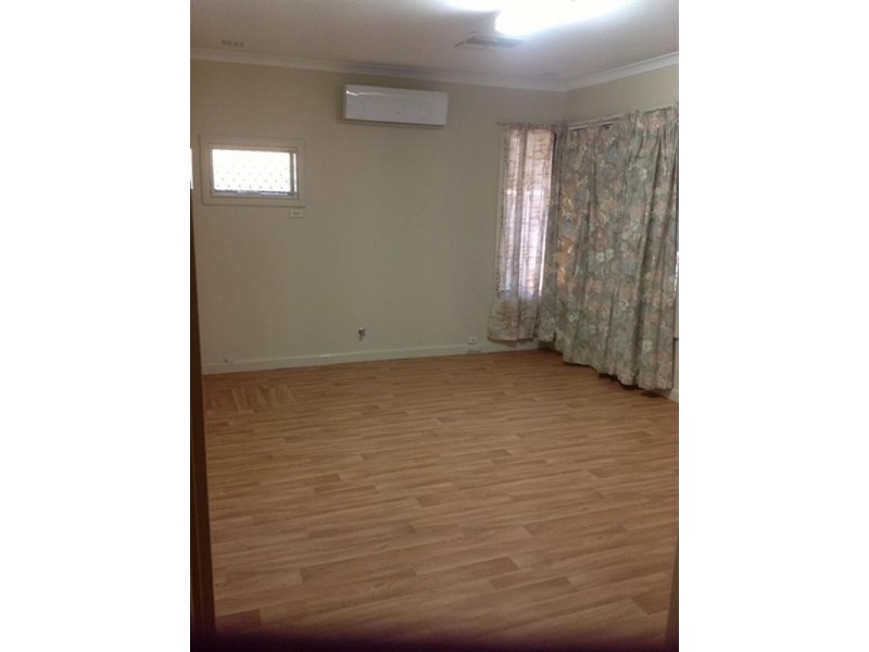 50 Brookman Avenue, Langford WA 6147