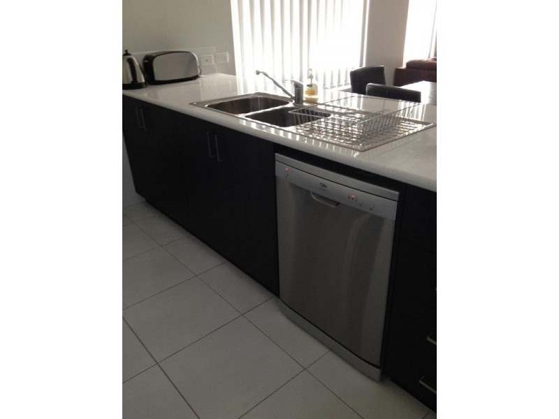 5/102 Westfield Road, Kelmscott WA 6111