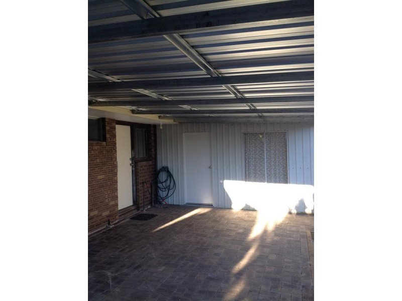 21 Lyrebird Way, Thornlie WA 6108