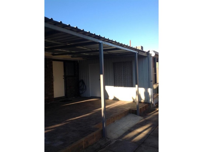 21 Lyrebird Way, Thornlie WA 6108