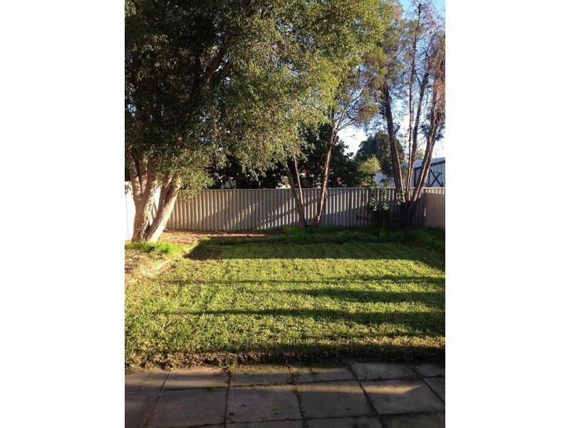 21 Lyrebird Way, Thornlie WA 6108