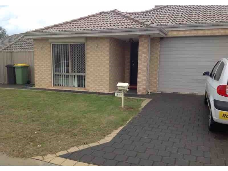 94 Panozza Circuit, Maddington WA 6109