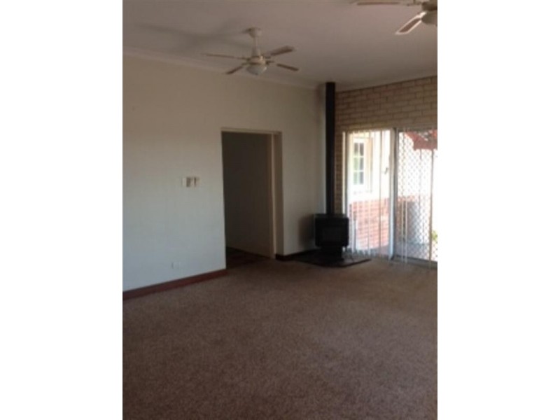 105 Fremantle Road, Gosnells WA 6110