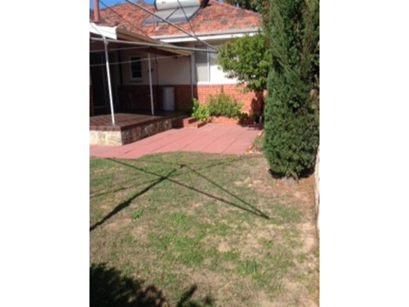 105 Fremantle Road, Gosnells WA 6110