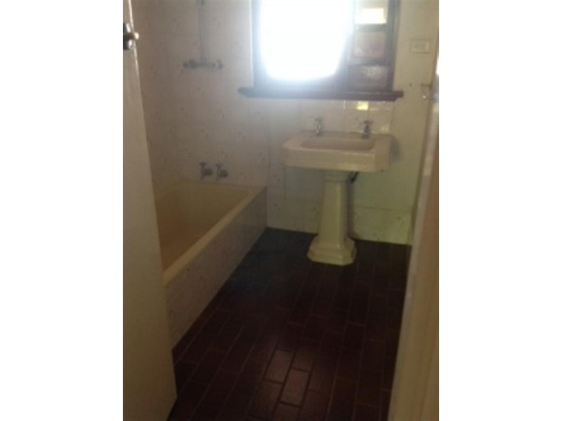 105 Fremantle Road, Gosnells WA 6110