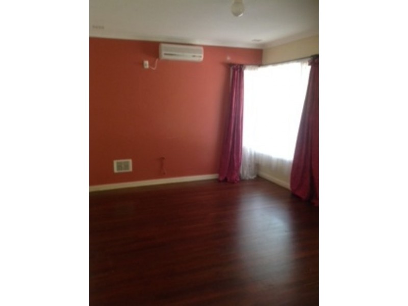 2 Broadley Place, Gosnells WA 6110