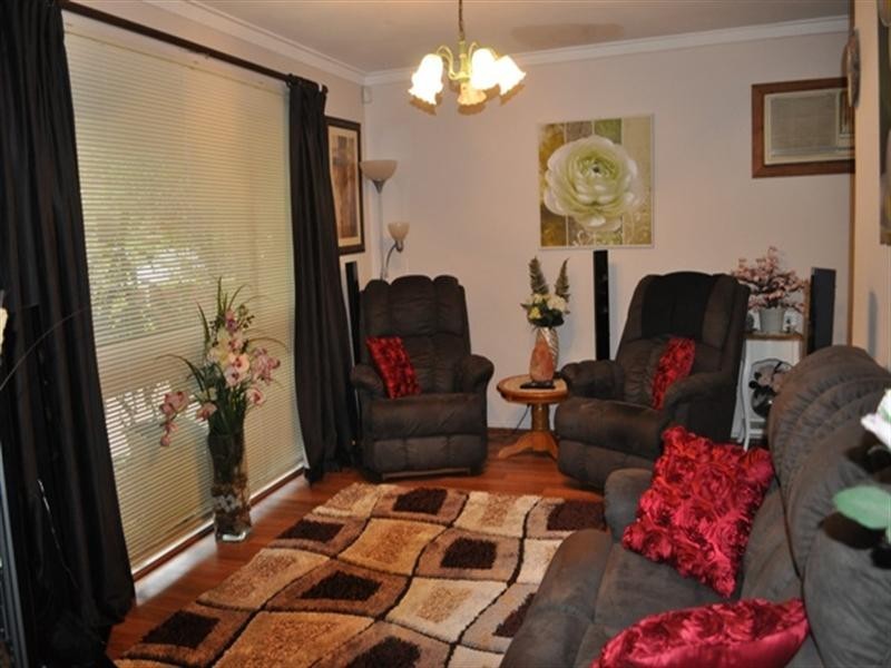 14 Hibiscus Road, Maddington WA 6109