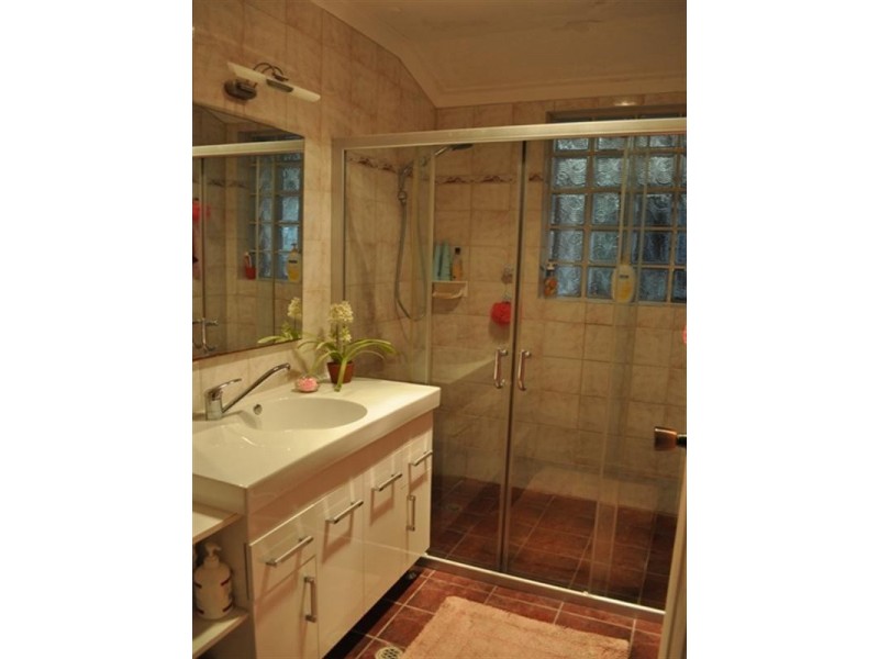 14 Hibiscus Road, Maddington WA 6109