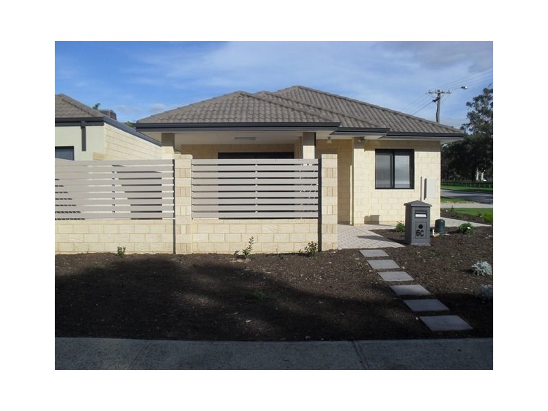 6C Pearson Street, Armadale WA 6112