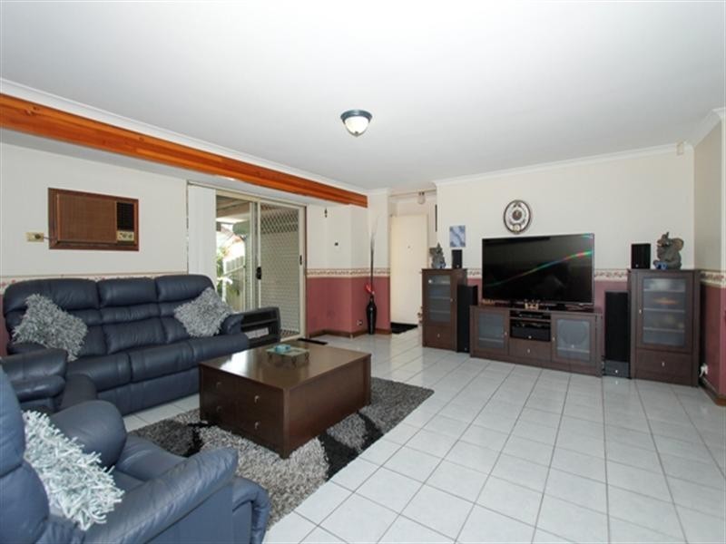 5 Banyo Court, Maddington WA 6109