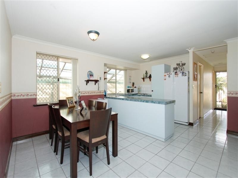 5 Banyo Court, Maddington WA 6109