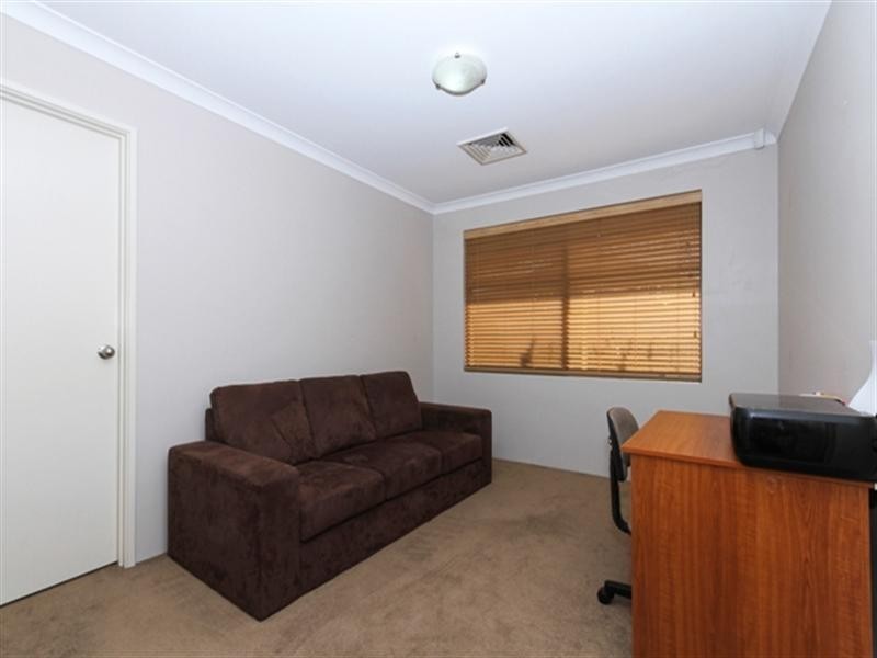 49 Canterbury Trail, Harrisdale WA 6112