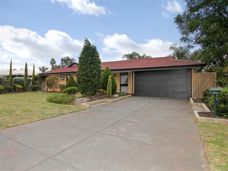 14 Maple Place, Maddington WA 6109