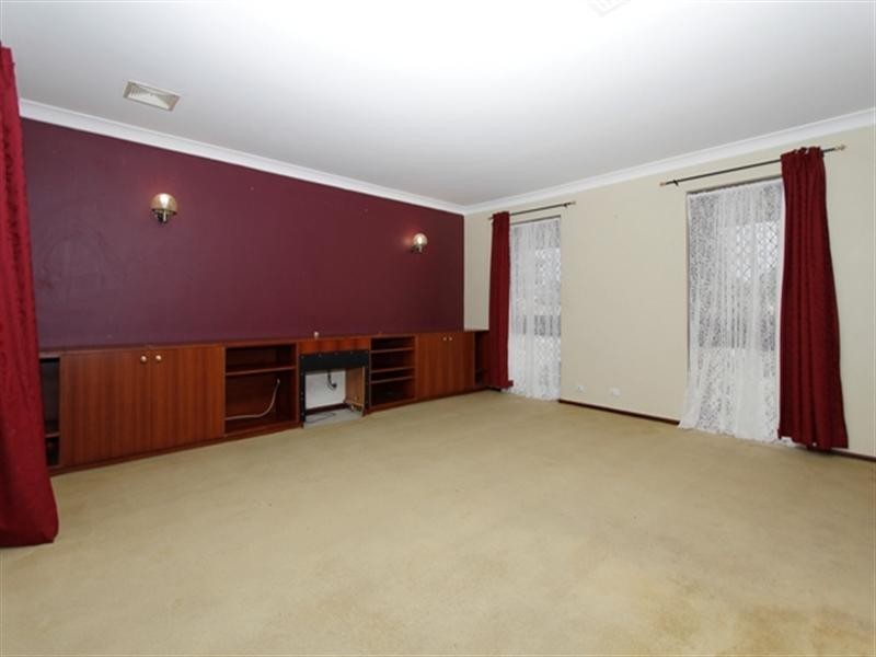 14 Maple Place, Maddington WA 6109