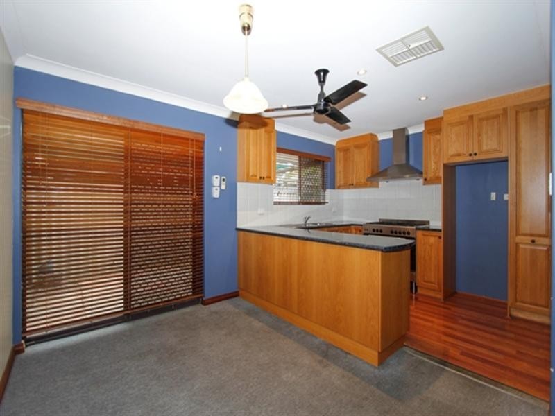 14 Maple Place, Maddington WA 6109