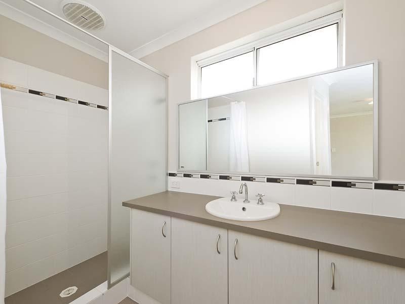 6 Dagostino Road, Byford WA 6122