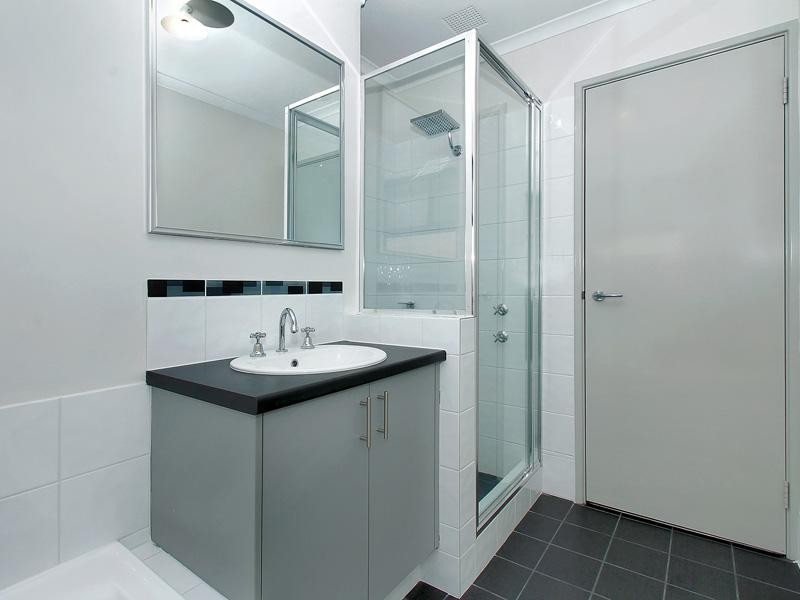 38 Warrida Way, Maddington WA 6109