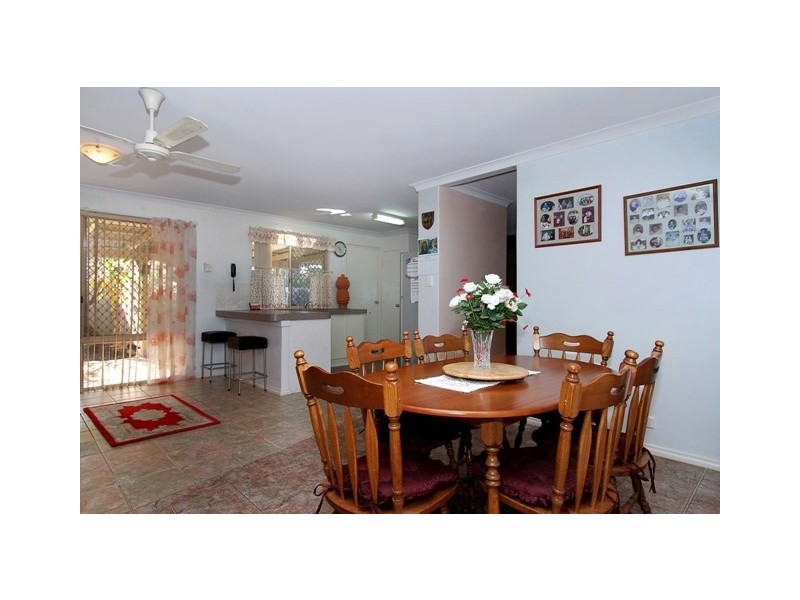 21 Tangerine Close, Seville Grove WA 6112