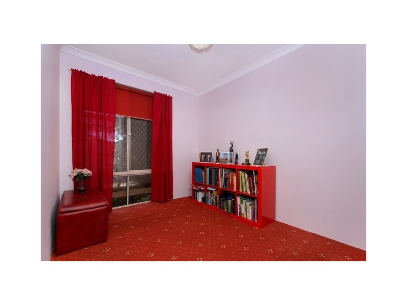 21 Tangerine Close, Seville Grove WA 6112