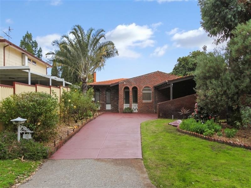 11 Hosken Road, Gosnells WA 6110
