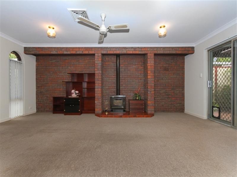 11 Hosken Road, Gosnells WA 6110