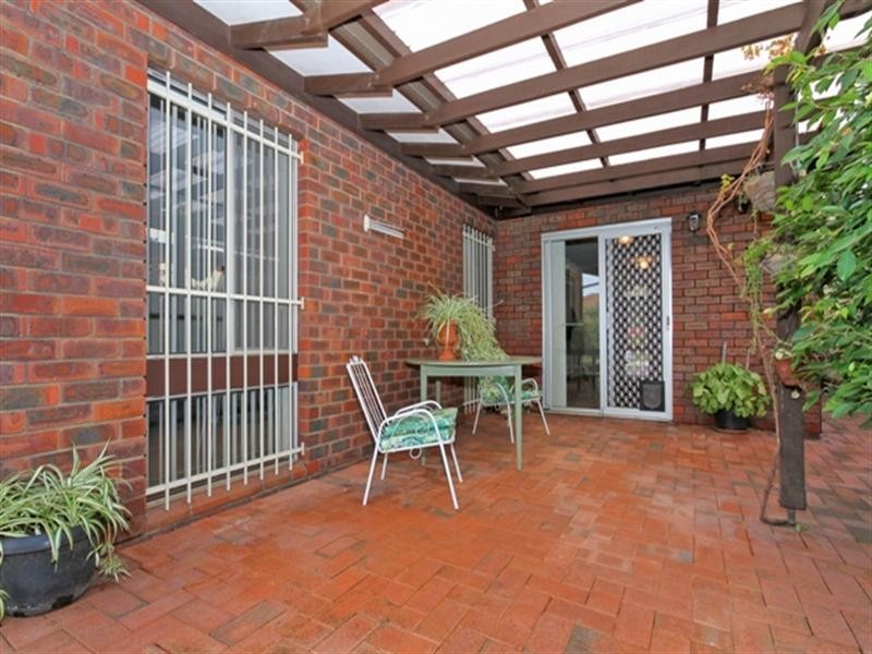 11 Hosken Road, Gosnells WA 6110