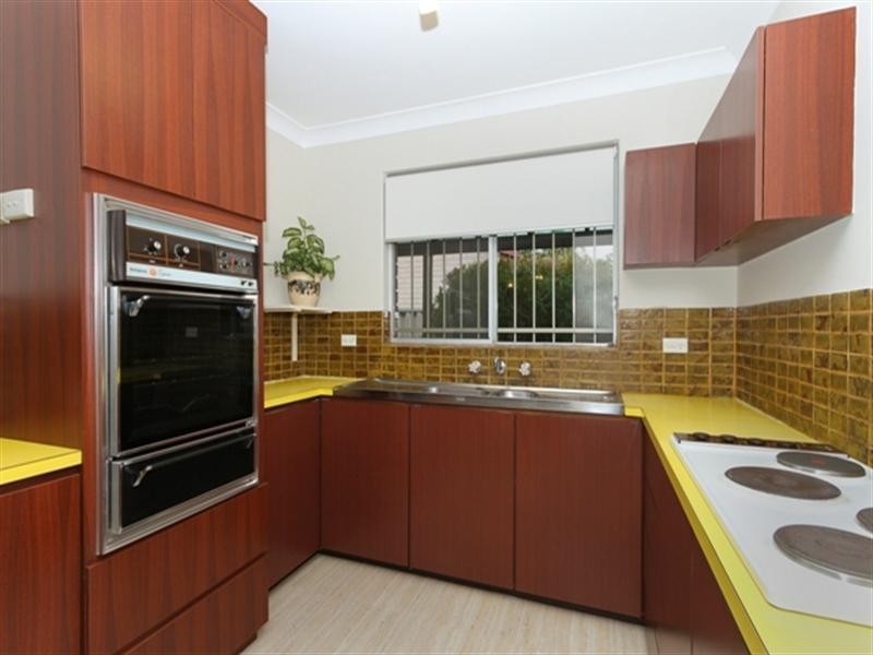 11 Hosken Road, Gosnells WA 6110