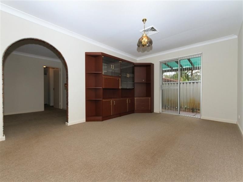 11 Hosken Road, Gosnells WA 6110