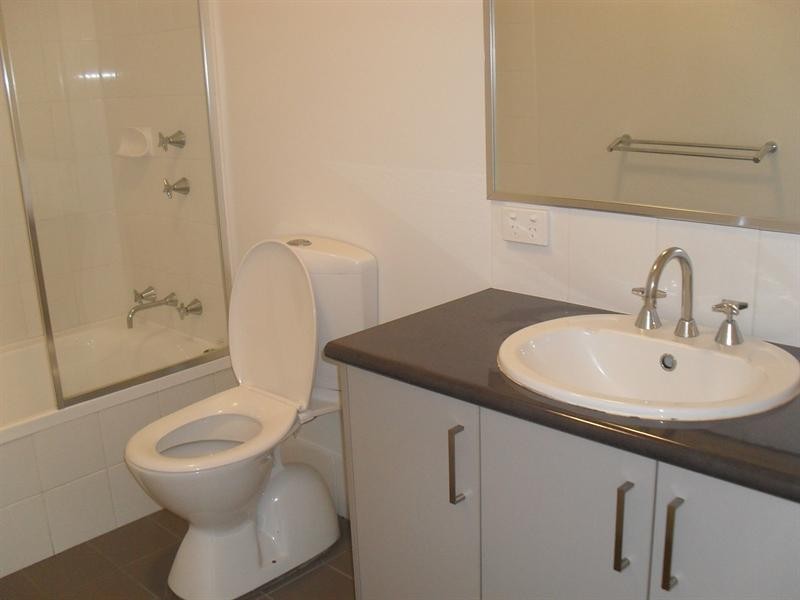 11/102 Westfield Road, Kelmscott WA 6111