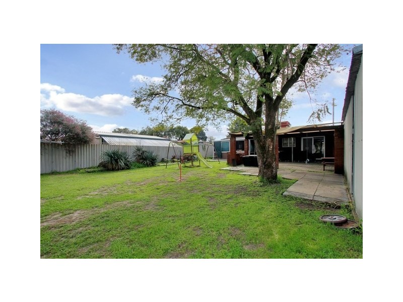 13 Barcombe Way, Gosnells WA 6110
