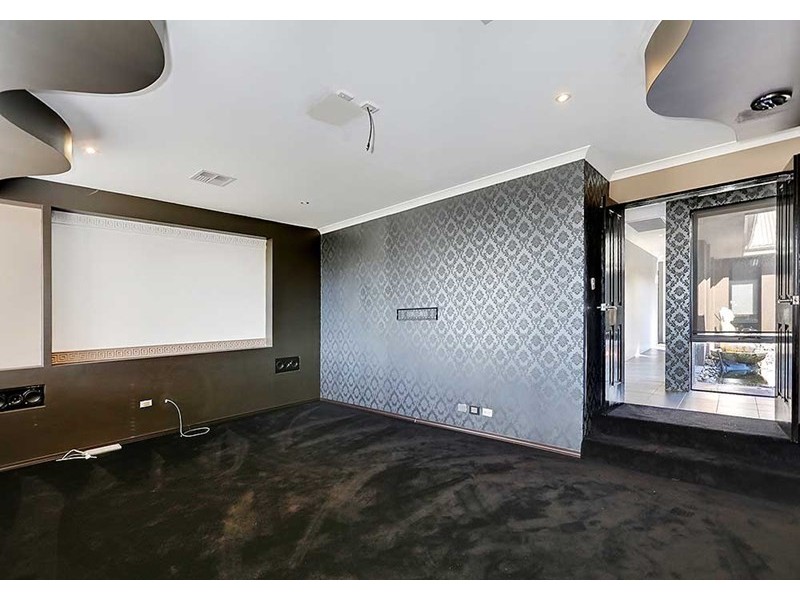 4 Wiroo Way, Byford WA 6122