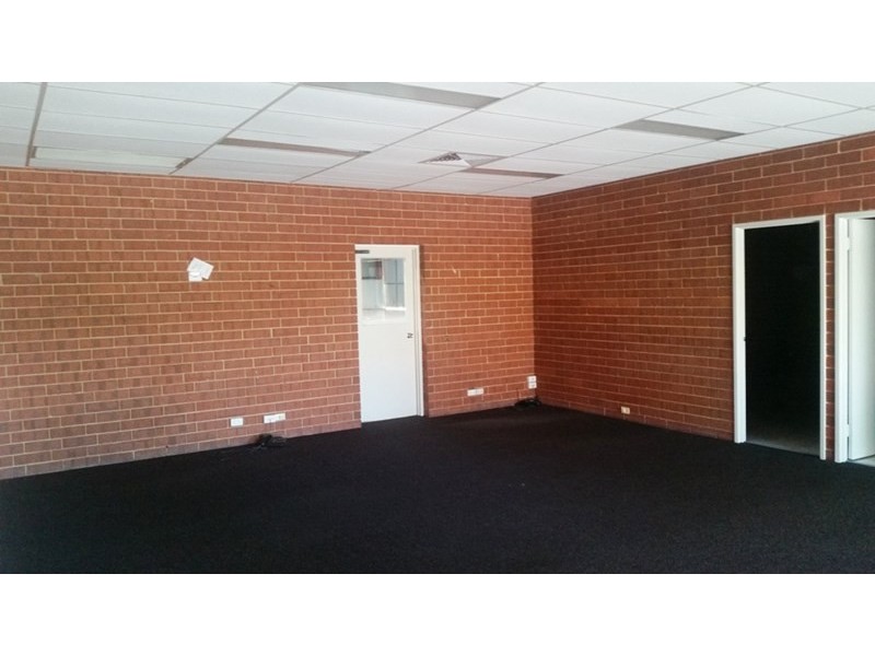 10 GRANITE Place, Welshpool WA 6106