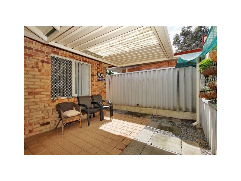 Unit 10/2 Hartley Street, Gosnells WA 6110