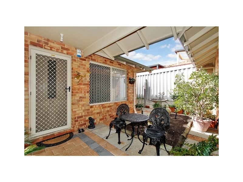 Unit 10/2 Hartley Street, Gosnells WA 6110