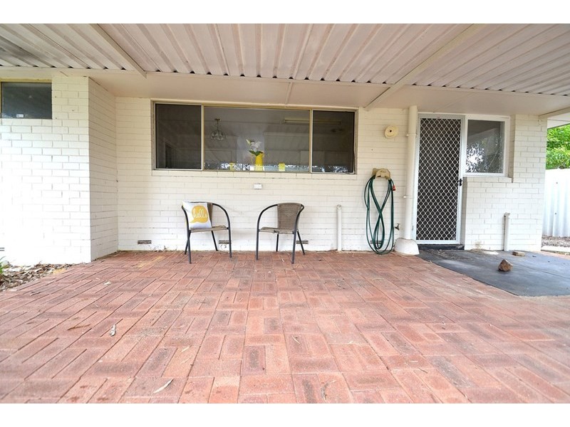 84 James Street, Gosnells WA 6110