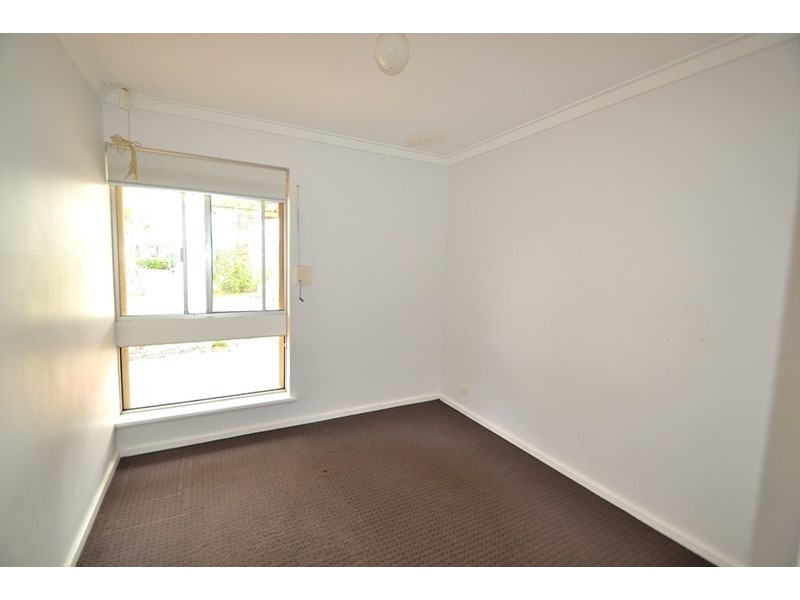 84 James Street, Gosnells WA 6110