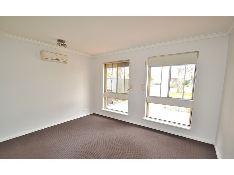 84 James Street, Gosnells WA 6110