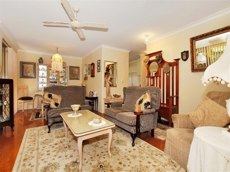 24/24 Southdown Place, Thornlie WA 6108