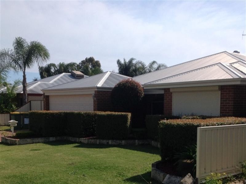 7 Ralphs Street, Seville Grove WA 6112