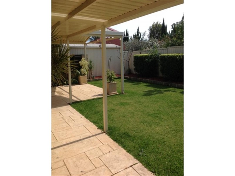 7 Ralphs Street, Seville Grove WA 6112