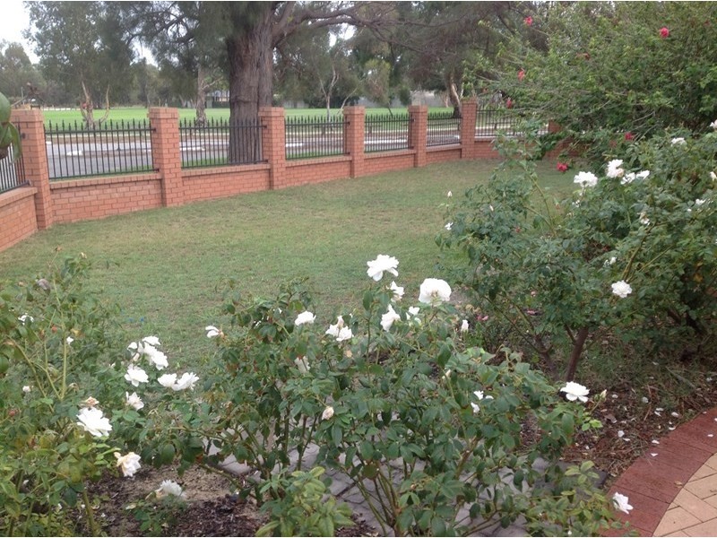 1 Jubilee Road, Forrestfield WA 6058