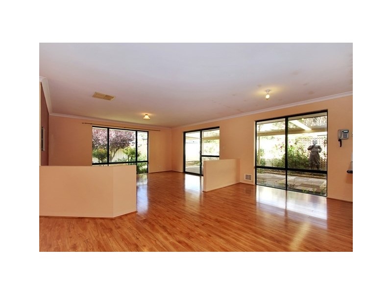 42 Bertram Street, Maddington WA 6109