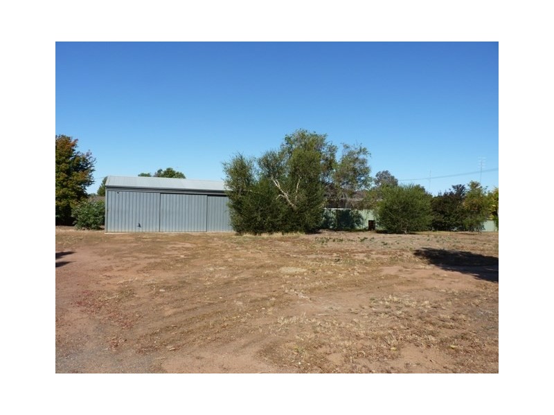 14 McGrath Street, Brookton WA 6306