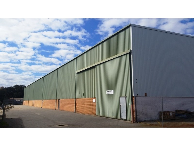 61B KURNALL Road, Welshpool WA 6106