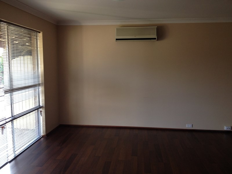 2 Moonstone Place, Gosnells WA 6110