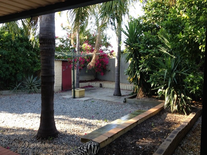 2 Moonstone Place, Gosnells WA 6110