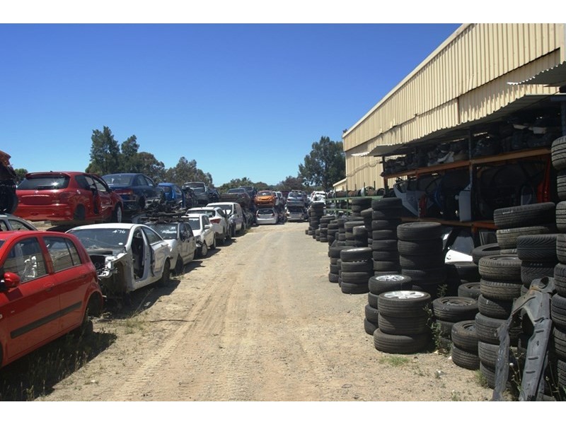 1742 ALBANY Highway, Kenwick WA 6107