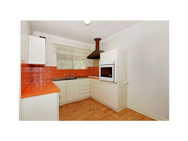 9 Penn Street, Maddington WA 6109